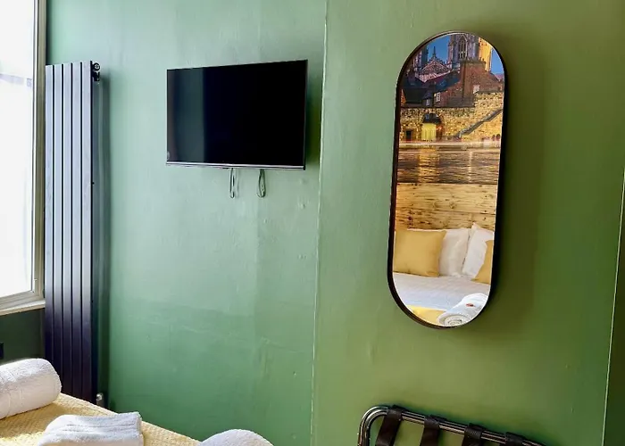 بيت ضيافة The Crescent 3*