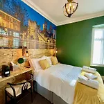 The Crescent Vendégház 3*