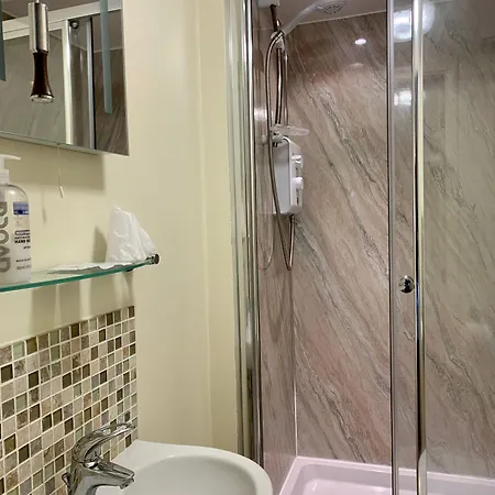 The Crescent Hotel 3*