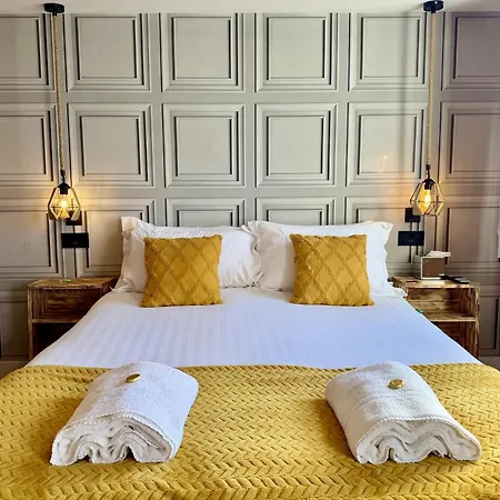 בית הארחה The Crescent