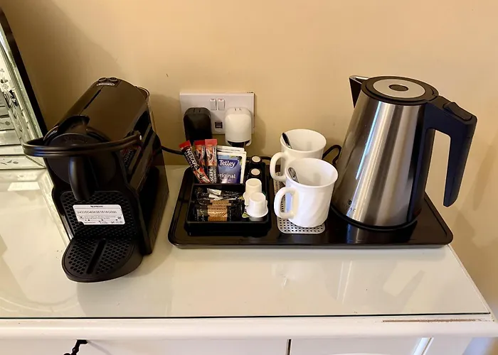 בית הארחה The Crescent