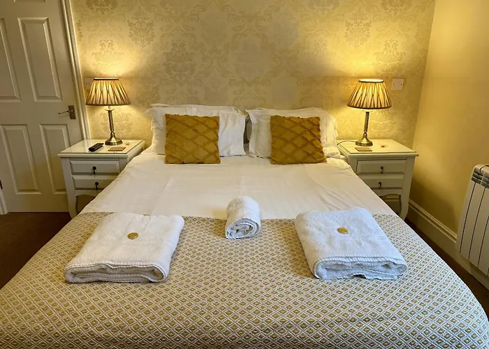 בית הארחה The Crescent יורק