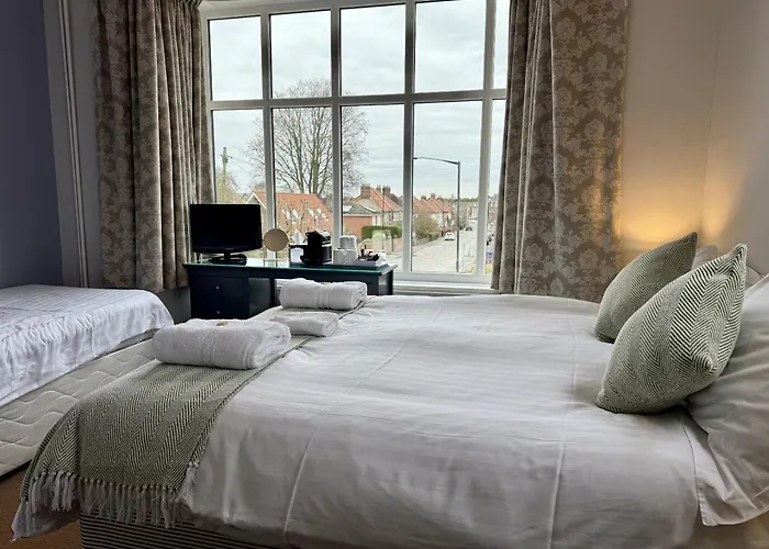 The Crescent יורק