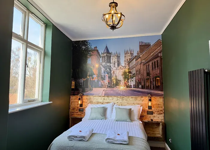 The Crescent בית הארחה יורק