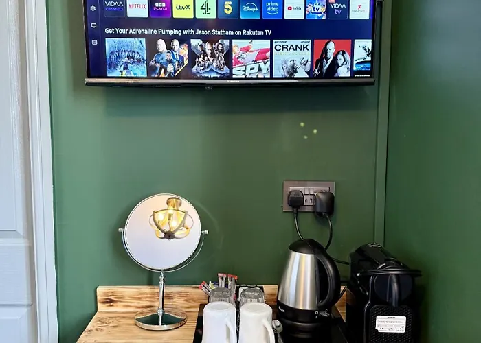 בית הארחה The Crescent