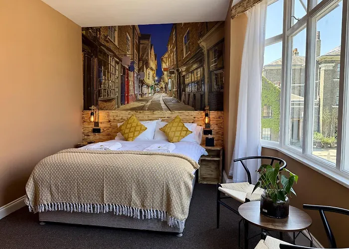 The Crescent בית הארחה יורק