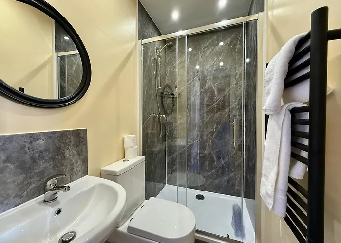 בית הארחה The Crescent