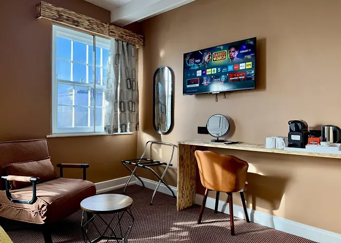 בית הארחה The Crescent יורק