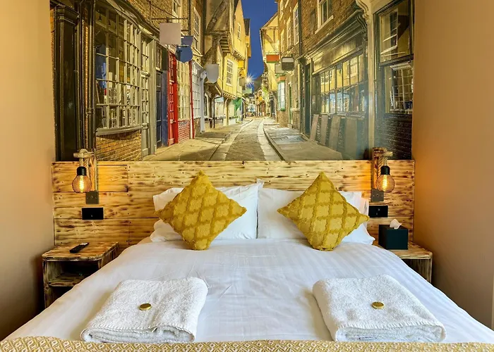 The Crescent 3*